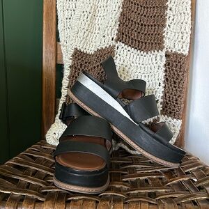 Naturalizer Platform Sandals
